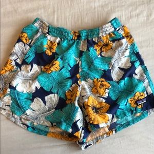 Patagonia baggies 5’